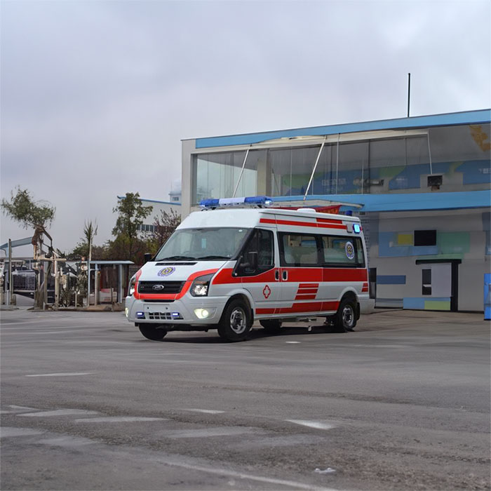 合肥市包河区救护车转运到铜陵市铜陵县救护车的费用是多少 救护车电话