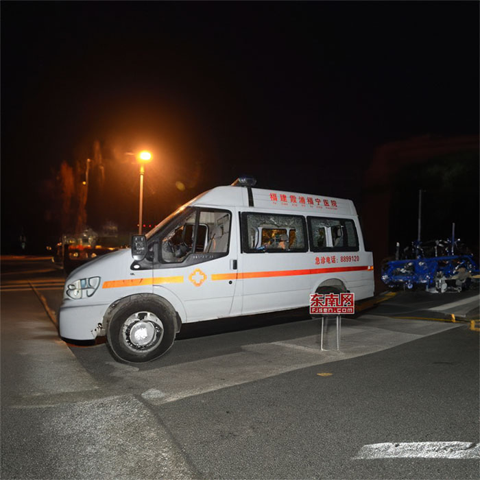 安徽合肥市肥东县救护车出租到合肥市市辖区民航救护车转运价钱