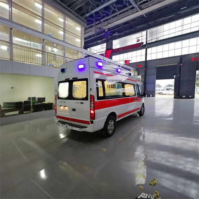 蚌埠市第三人民医院租私家救护车转院到贵州遵义 哪里有带呼吸机的救护车出租