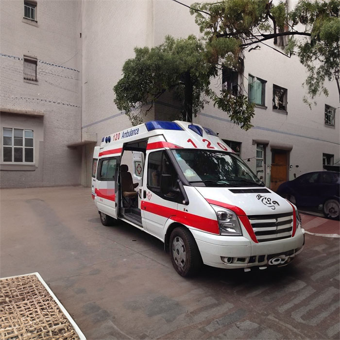 合肥肥东县救护车出租到宿州市坐救护车多少钱 租赁私人救护车联系方式