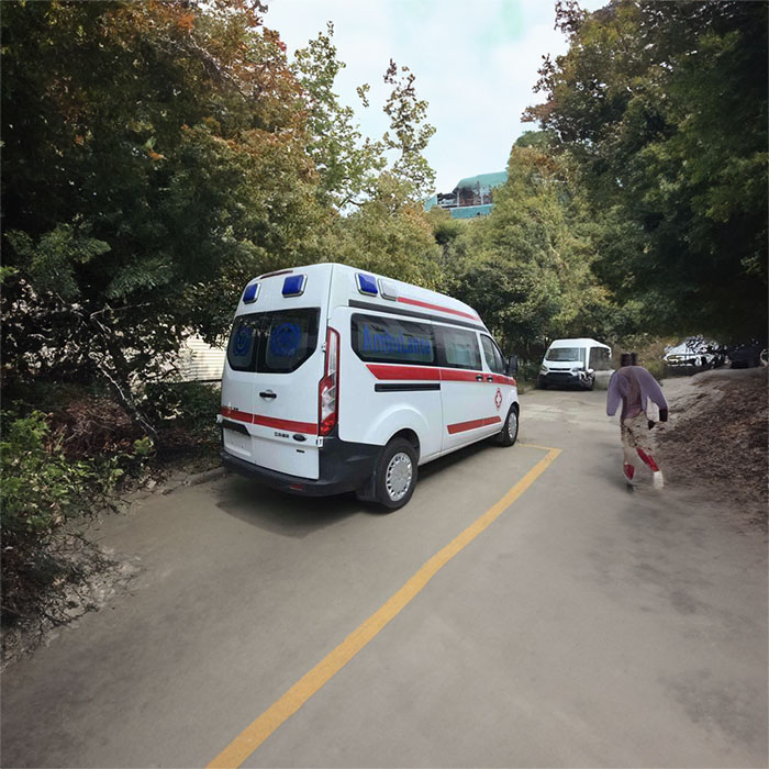 合肥救护车转运到黄山市徽州区救护车租赁：救护转运车收费标准 救护车租车电话