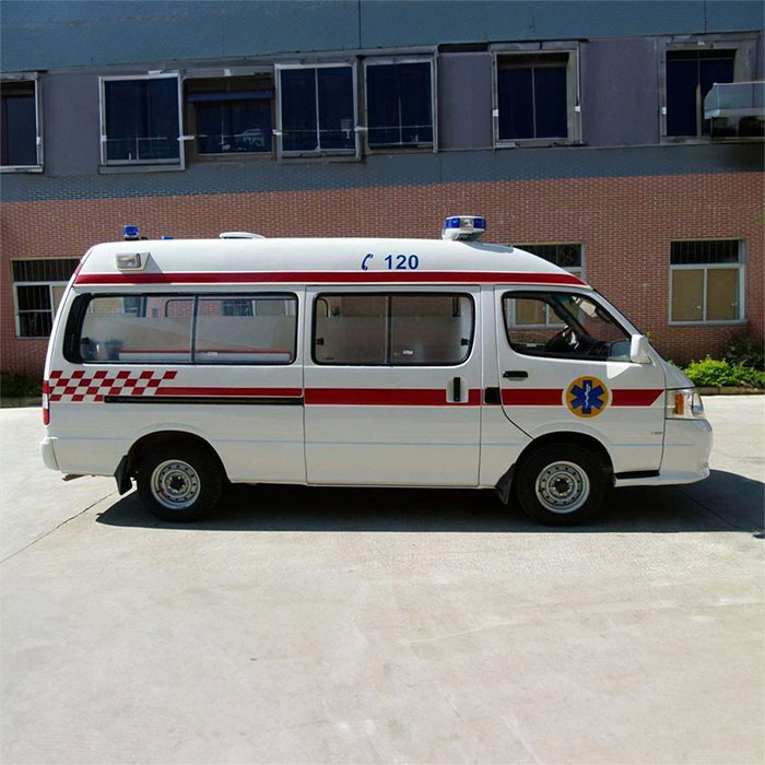 安庆医院私人救护车租赁到四川泸州 救护车出租公司怎么样