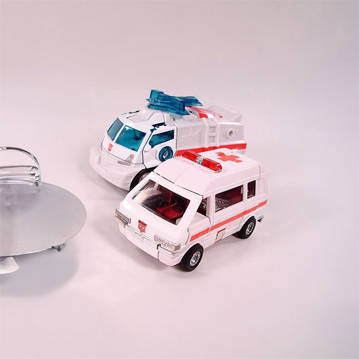 安徽省合肥市肥东县救护车租赁到蚌埠市五河县救护车出租：救护车出租转运病人 出租120联系电话